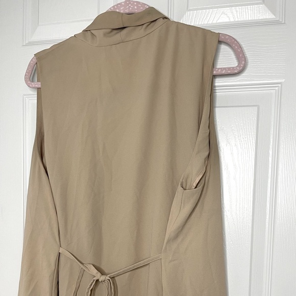 Jacket - Picture 8 of 11